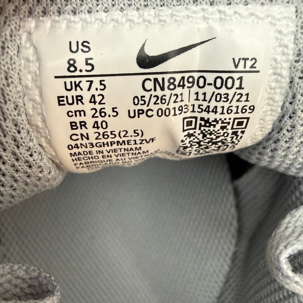 Nike Air Max 90 sneakers triple grey wolf grey size US 8.5 - Picture 7 of 7